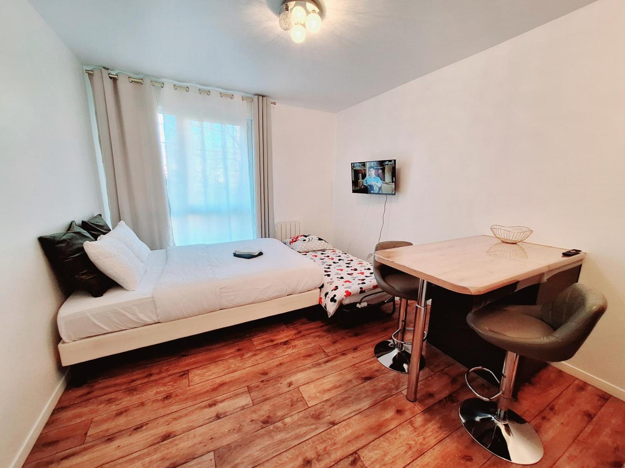 Studio Alpha - 2Min By Train To Disneyland Or 20Min Walk - 5Min Walk To "Val D'Europe" Station مونتِفرا المظهر الخارجي الصورة