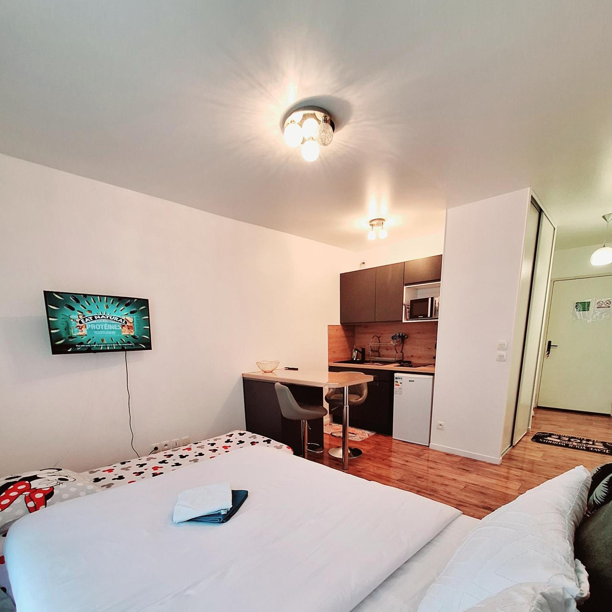 Studio Alpha - 2Min By Train To Disneyland Or 20Min Walk - 5Min Walk To "Val D'Europe" Station مونتِفرا المظهر الخارجي الصورة