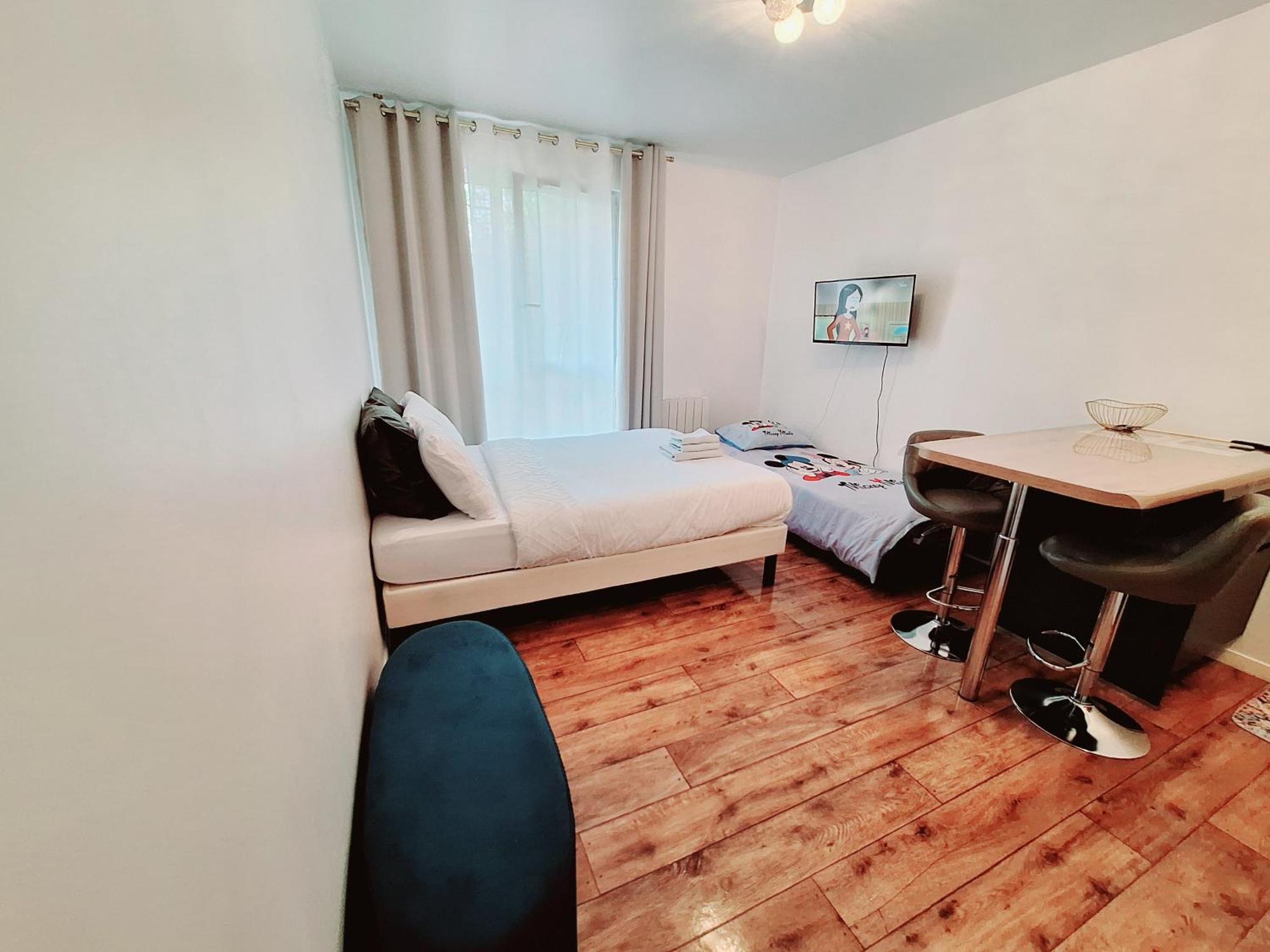 Studio Alpha - 2Min By Train To Disneyland Or 20Min Walk - 5Min Walk To "Val D'Europe" Station مونتِفرا المظهر الخارجي الصورة