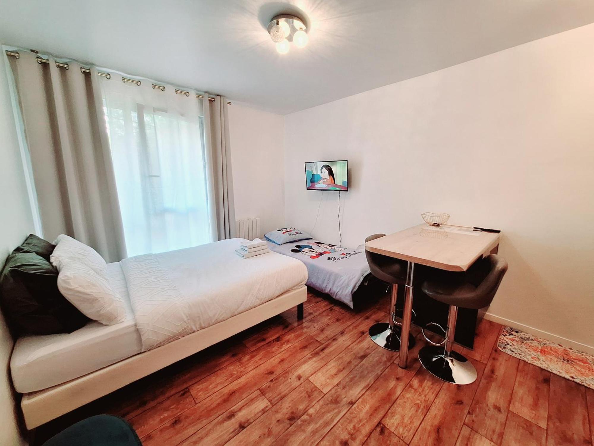 Studio Alpha - 2Min By Train To Disneyland Or 20Min Walk - 5Min Walk To "Val D'Europe" Station مونتِفرا المظهر الخارجي الصورة